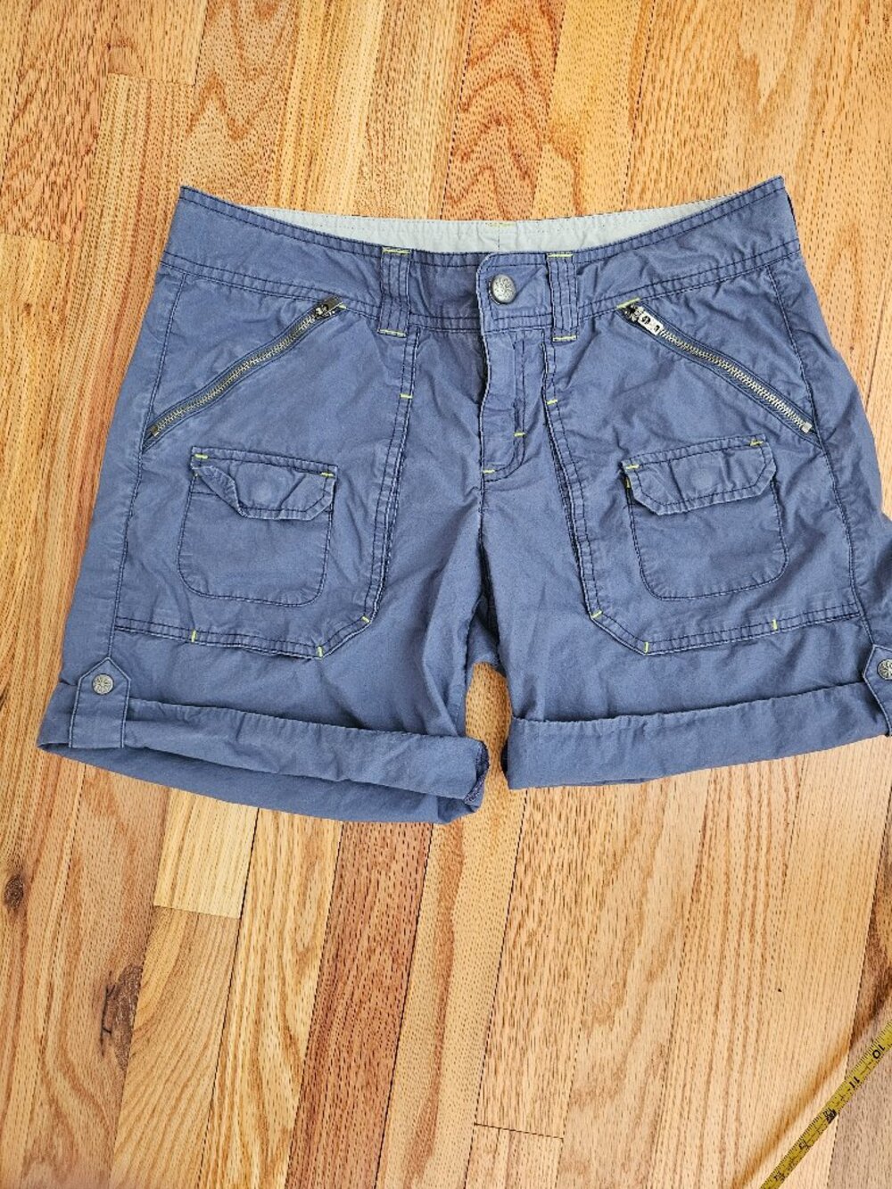 Athleta Shorts READ